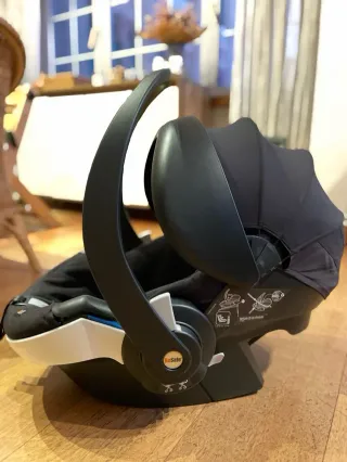 Silla coche BeSafe + Kit Bebé (Yoyo)