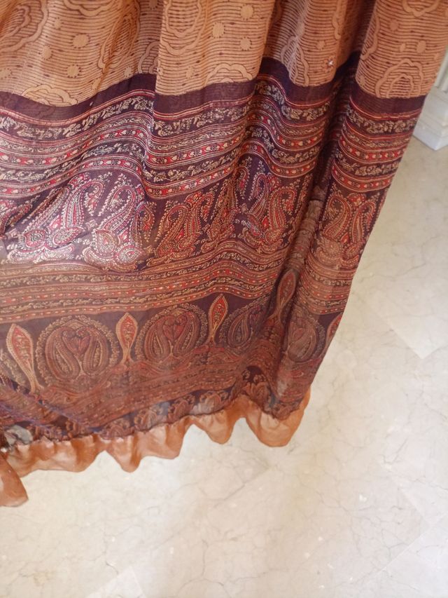 Vestido boho Implicite marrón y otro azul