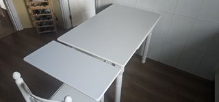 Mesa cocina blanca extensible + sillas