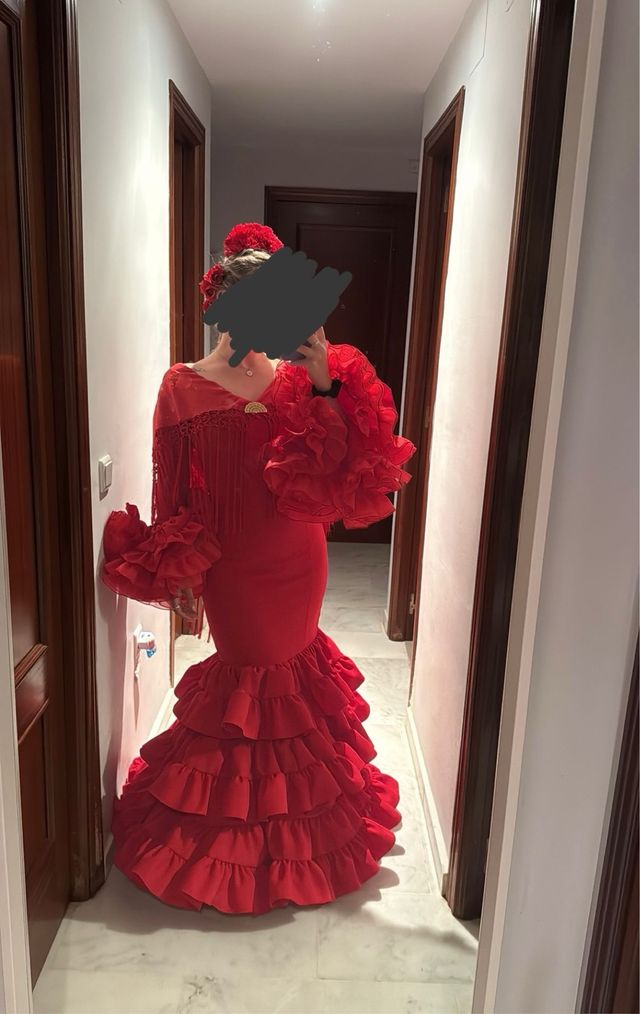 Traje Flamenca Rojo (Alejandro santizo)