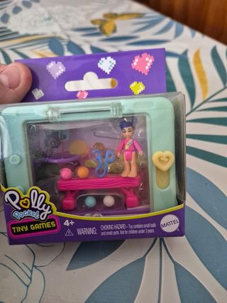 Polly Pocket Tiny Games
