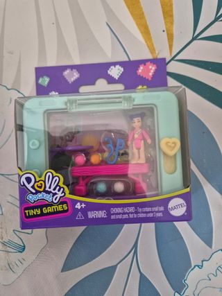 Polly Pocket Tiny Games