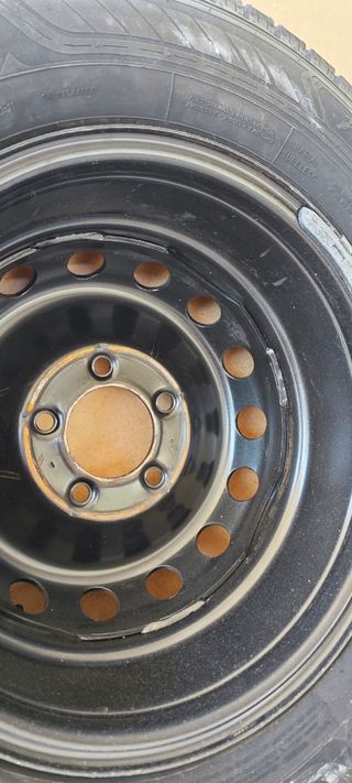 2 Neumáticos Renault Máster, Opel movano ,original