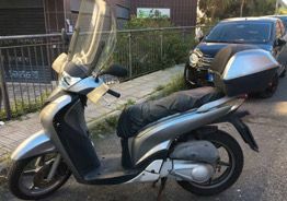 Honda SH150 grigio metallizzato