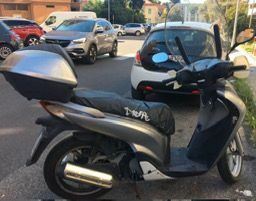 Honda SH150 grigio metallizzato