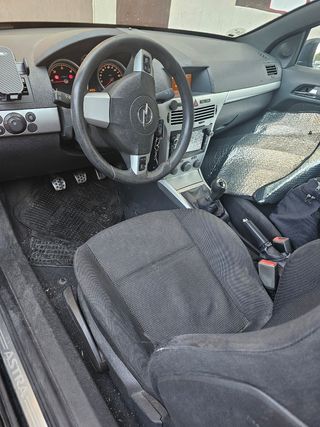 Opel Astra 2007