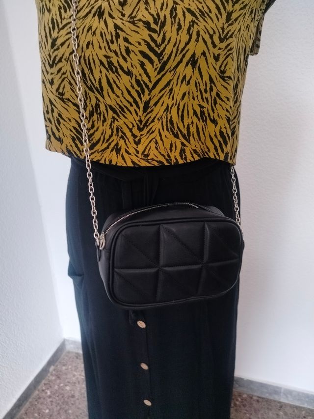 Ropa variada en MUY BUEN ESTADO