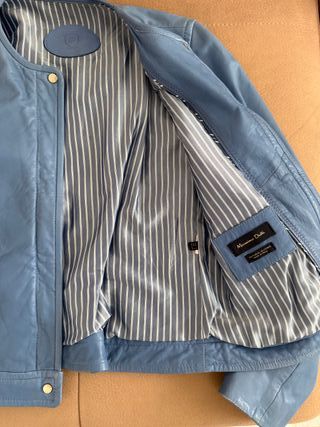 Chaqueta cuero Massimo Dutti azul talla S