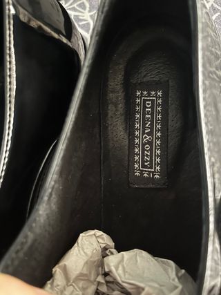 Zapatos bicolor charol 40