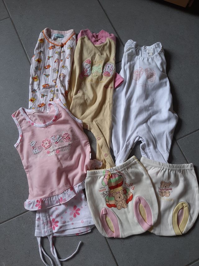 Abiti neonata 6-9 mesi