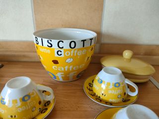 Biscottiera + 4 tazze caffè