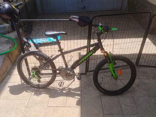 Bicicleta con machas Decathlon Racing boy 500