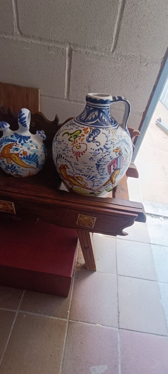 Cantareras cerámicas pintadas a mano