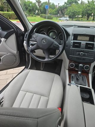 Mercedes-Benz Clase C 2011