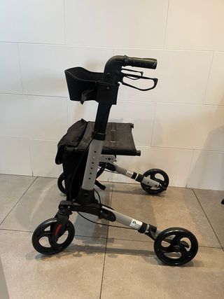 Andador personas mayores