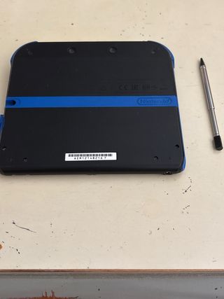 Nintendo 2DS Azul y Negro