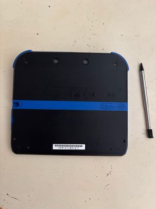 Nintendo 2DS Azul y Negro
