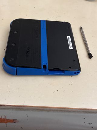 Nintendo 2DS Azul y Negro