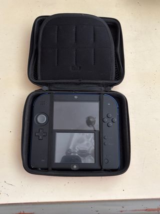 Nintendo 2DS Azul y Negro
