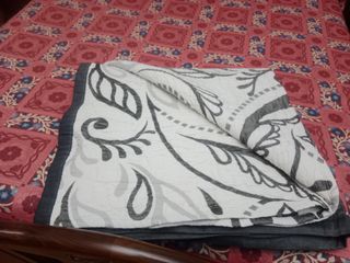 Colcha 1.50m - Gris y Blanco