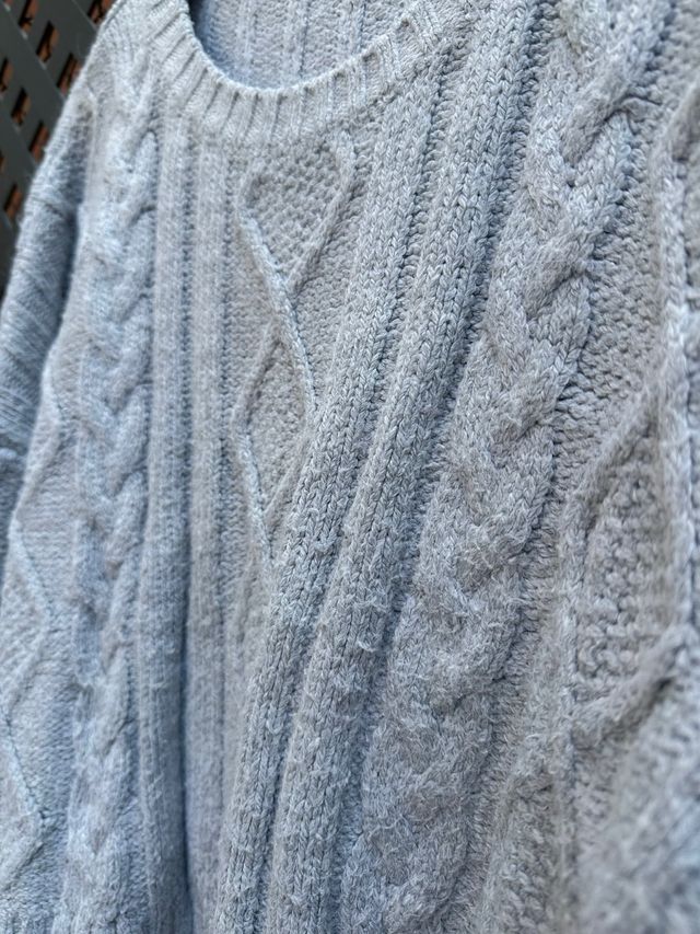 Suéter gris Stradivarius - Talla L