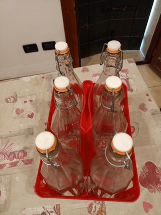 6 Bottiglie Vetro + Cestello Rosso