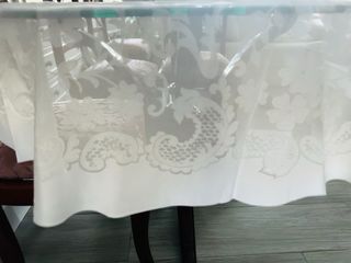 Mantel organza beige y blanco