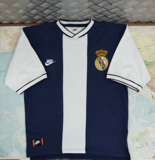Camiseta Real Madrid Nike 90s Vintage