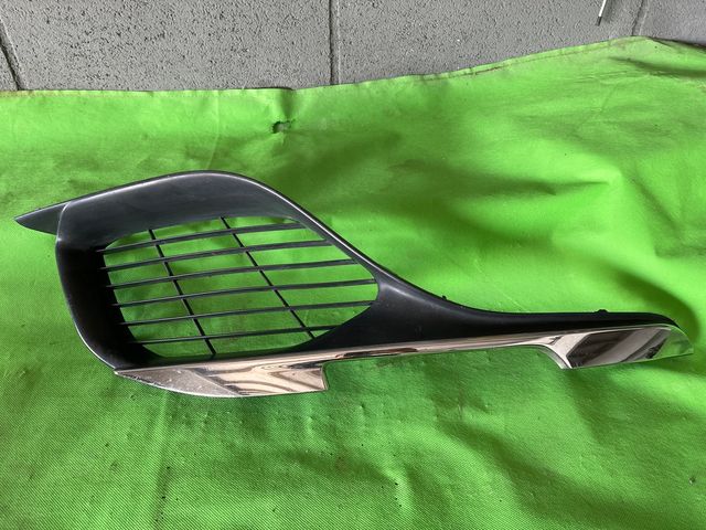 Rejilla paragolpes Peugeot 308 2015