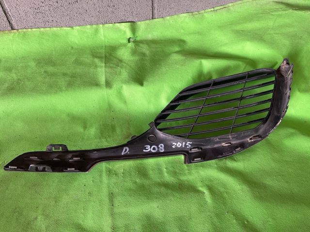Rejilla paragolpes Peugeot 308 2015