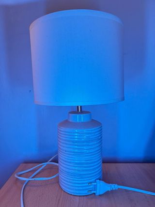 Lámpara mesa moderna