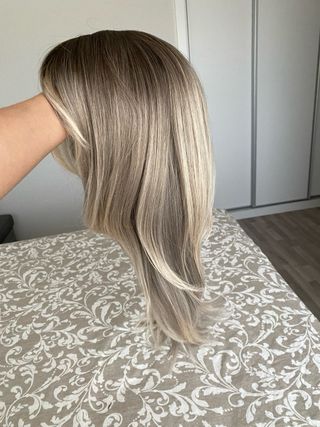 Peluca larga rubia-beige