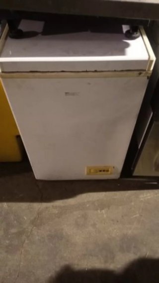 Arcon congelador antiguo