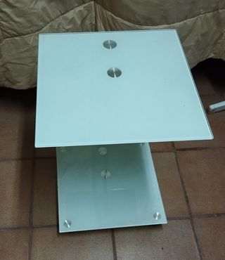 Mesa cristal blanco metal - Auxiliar
No se envía.