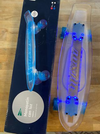 Monopatín con Luz Firefly - Casi nuevo