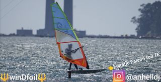 Tabla windsurf Fanatic Falcon foil