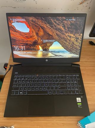 HP Pavilion i5-10300H