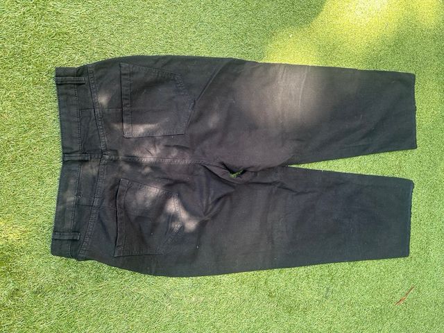 Pantalones Bershka negros, talla 40