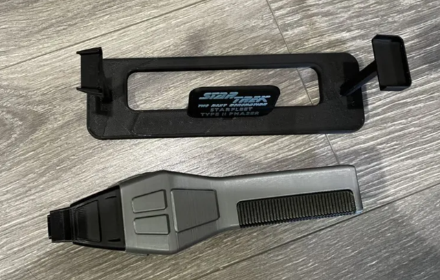 Star Trek - 'Cobrahead' Phaser