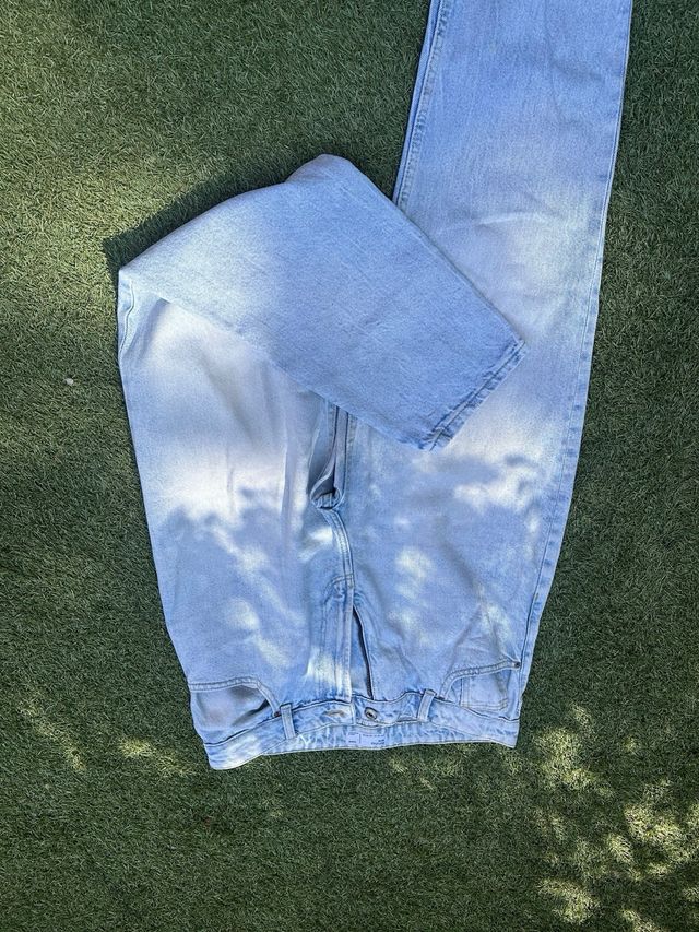 Jeans Bershka claros talla 40