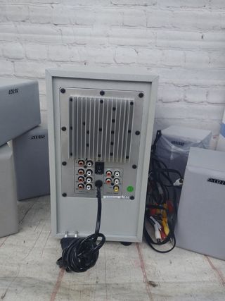 Home Cinema Airis L147 5.1 - Altavoces grises