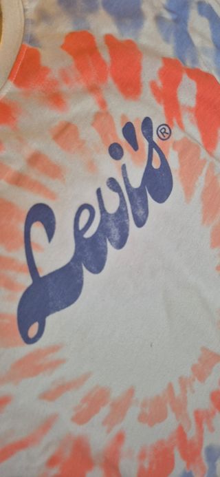 Camiseta Levi's tie-dye