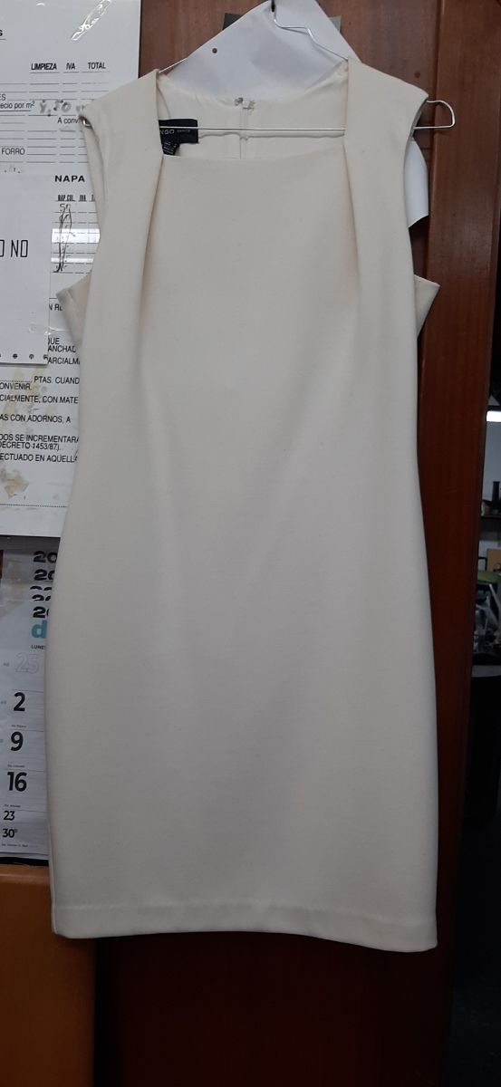 Vestido blanco elegante