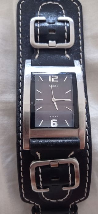 Reloj Guess - Pulsera Cuero Negro