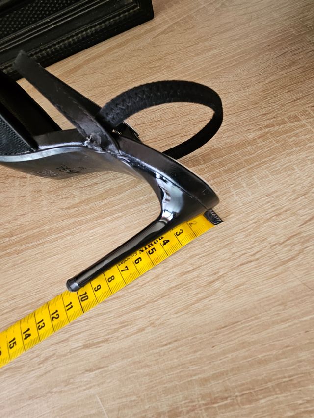 Tacones negros Zara 36