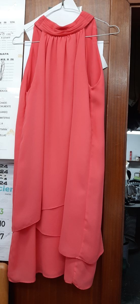 Vestido rosa juvenil