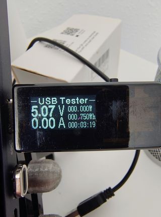 Batería para móvil inalámbrico y USB