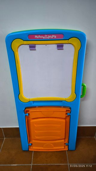 Pizarra magnética infantil doble cara