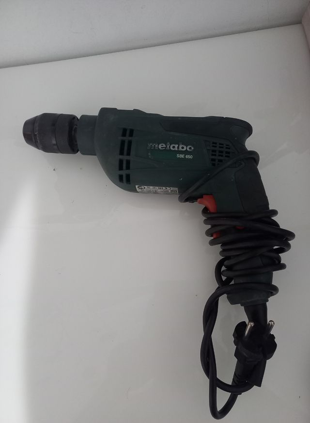 Taladro percutor Metabo SBE 650