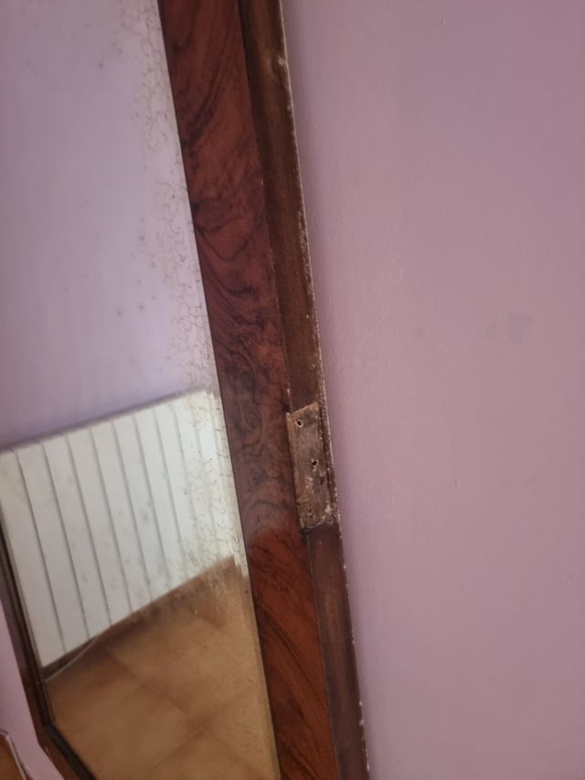 Espejo antiguo de madera con marco